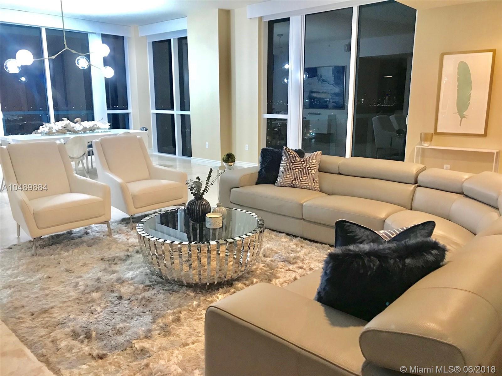 CONTINUUM ON SOUTH BEACH - Residential