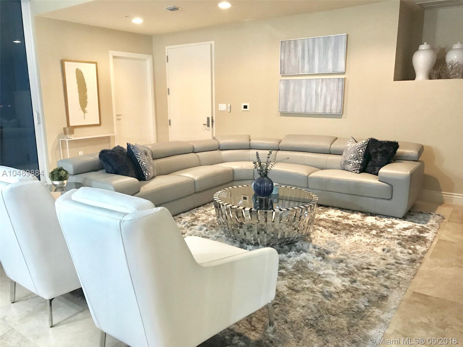 CONTINUUM ON SOUTH BEACH - Residential