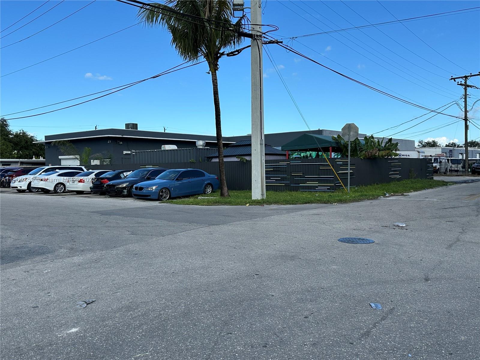 2220 SW 60th Ter