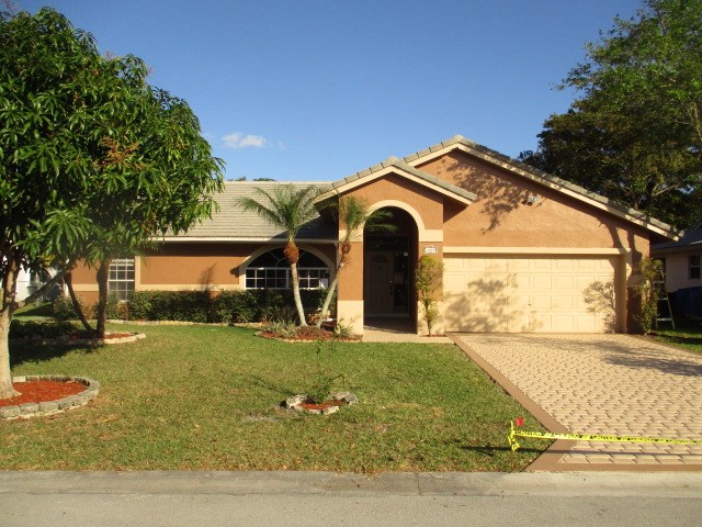 2220 SW 60th Ter
