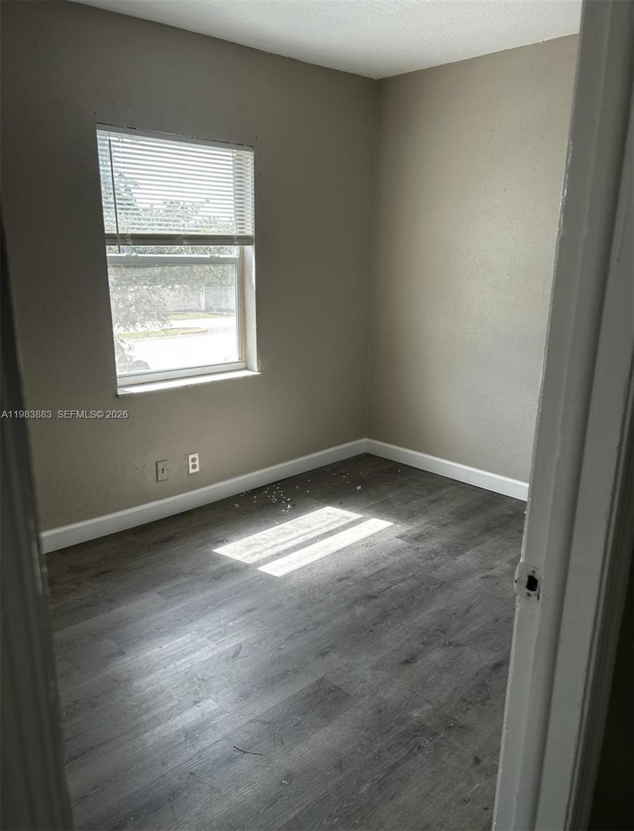 TAM O SHANTER VILLAS SEC - Residential