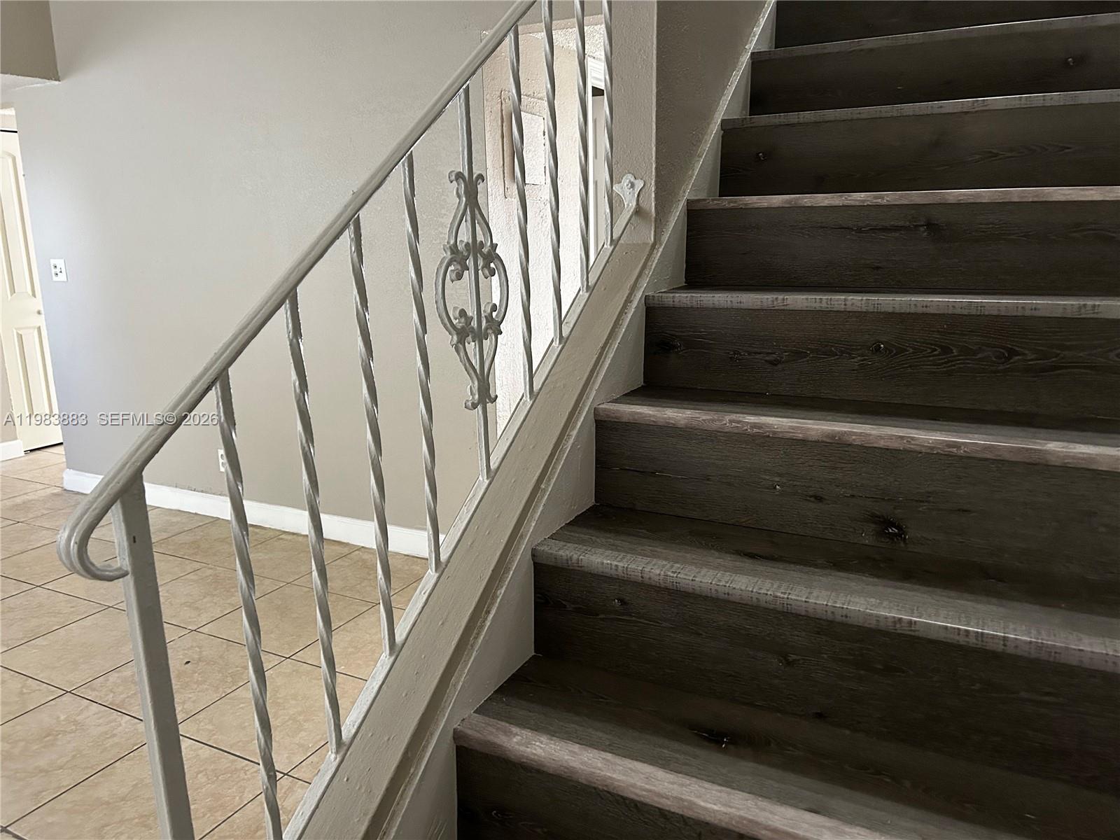 TAM O SHANTER VILLAS SEC - Residential