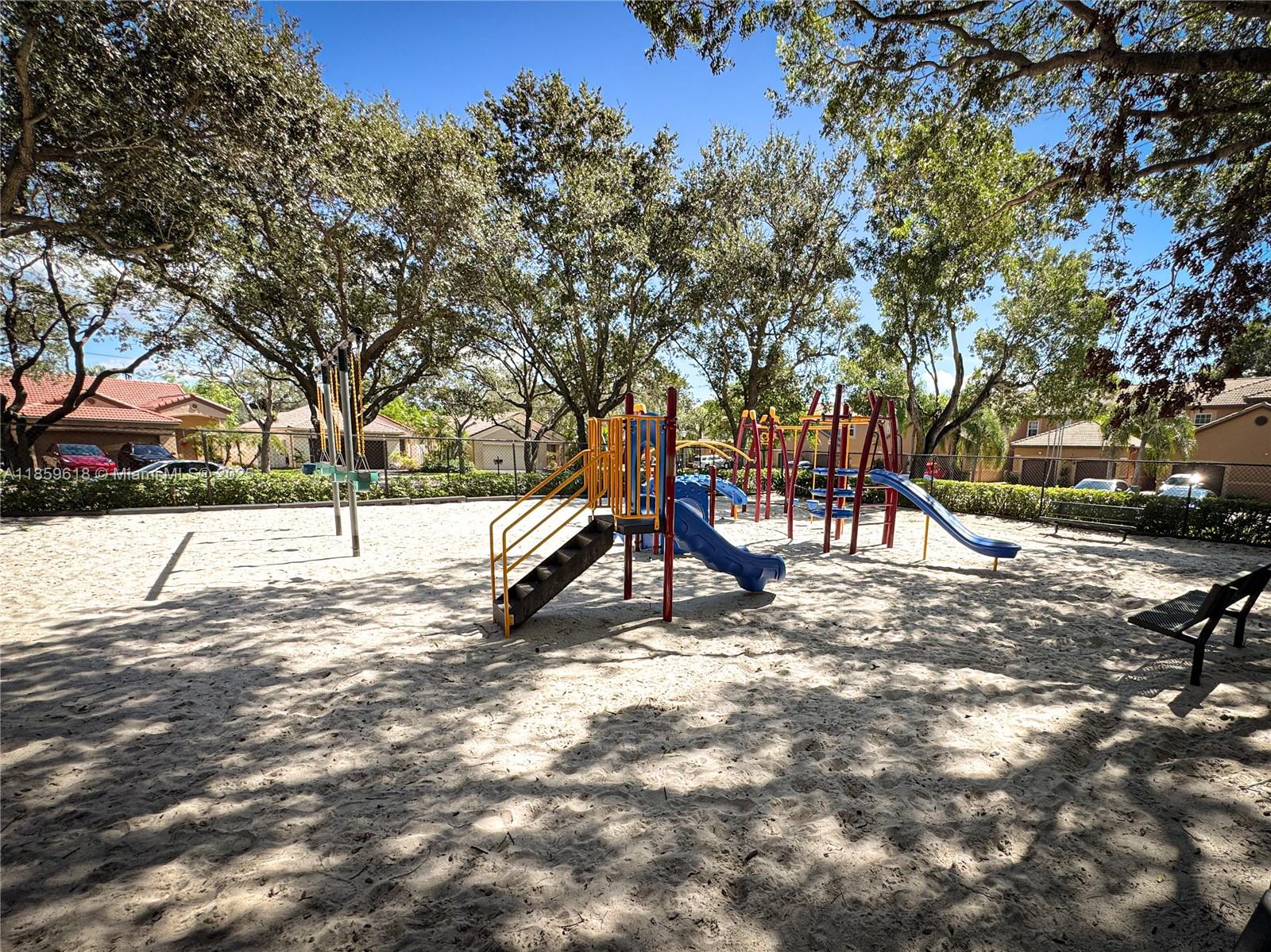 SECTORS 3 & 4 BOUNDARY PL - Residential Lease