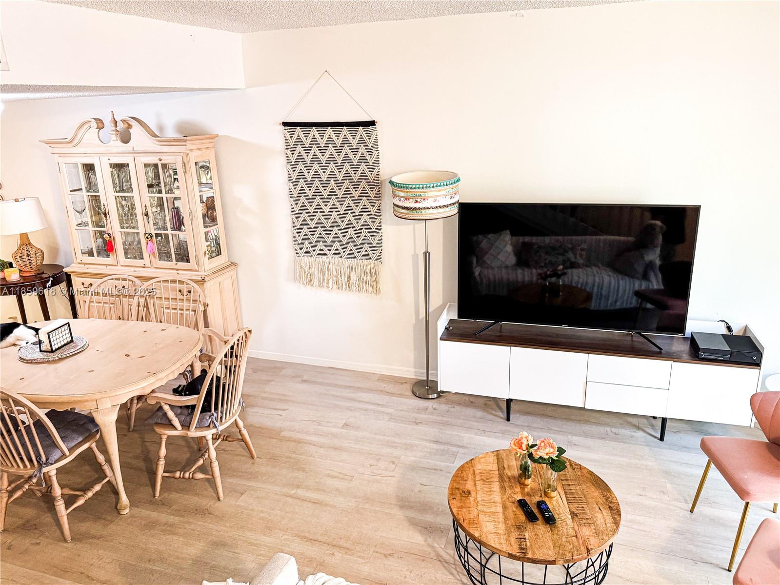 SECTORS 3 & 4 BOUNDARY PL - Residential Lease