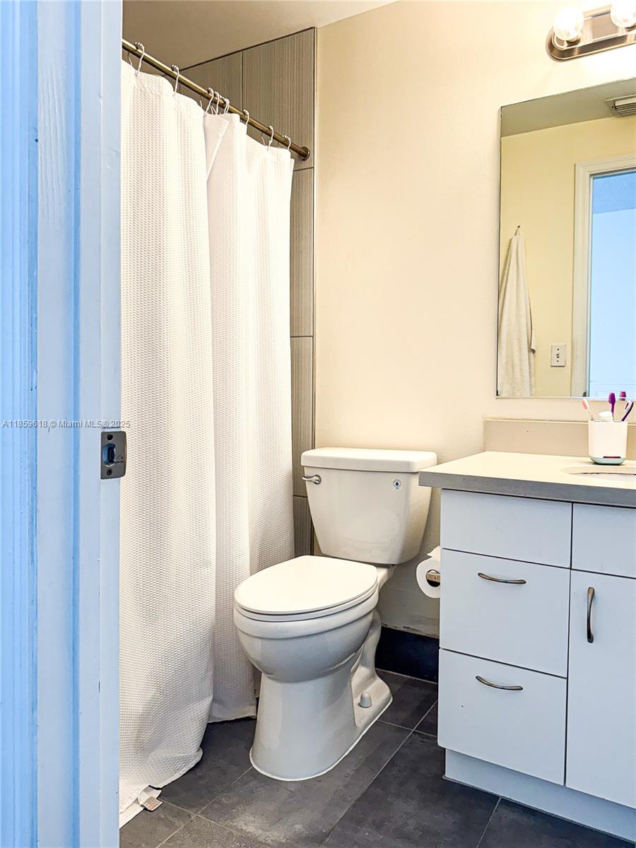 SECTORS 3 & 4 BOUNDARY PL - Residential Lease