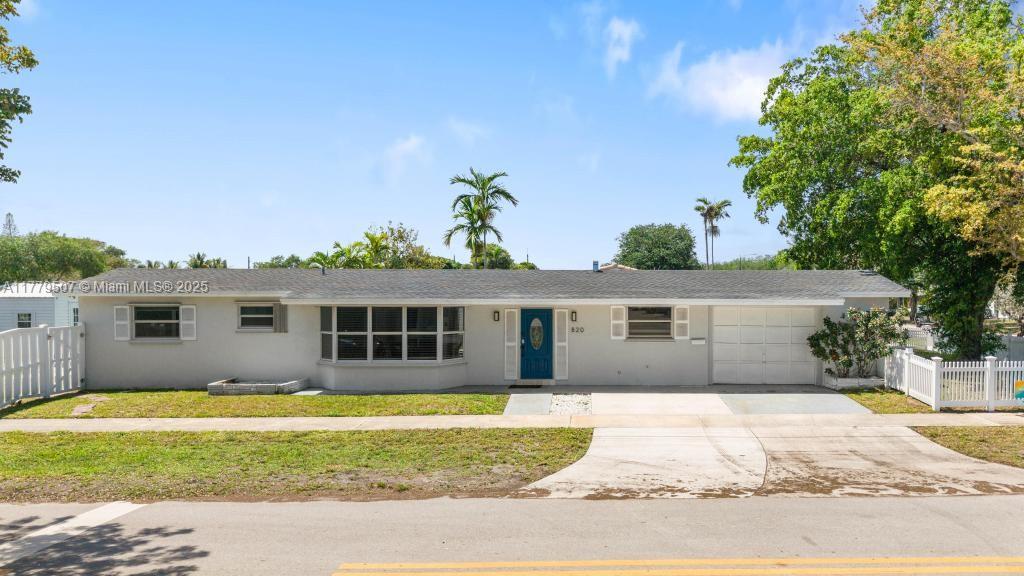 Property for Sale at 820 W Chaminade Dr, Hollywood, Broward County, Florida - Bedrooms: 4 
Bathrooms: 2  - $739,599