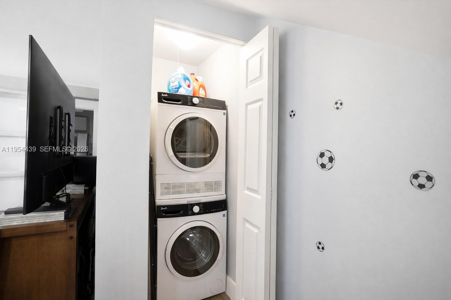 VILLAS AT CORAL SPRINGS - Residential