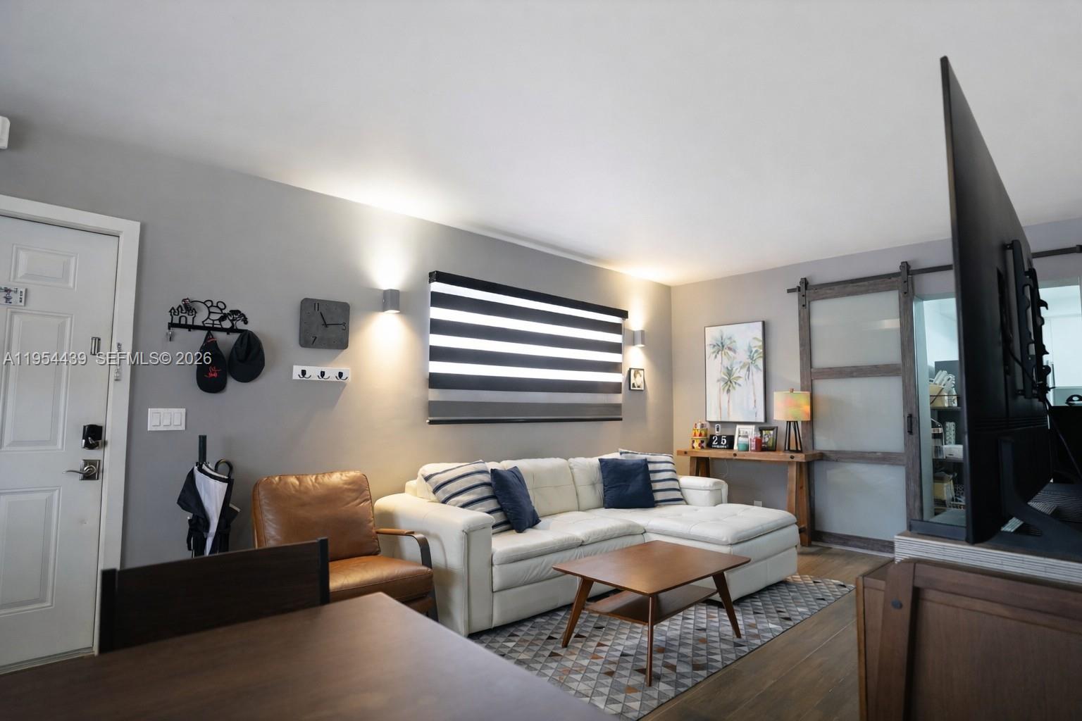 VILLAS AT CORAL SPRINGS - Residential