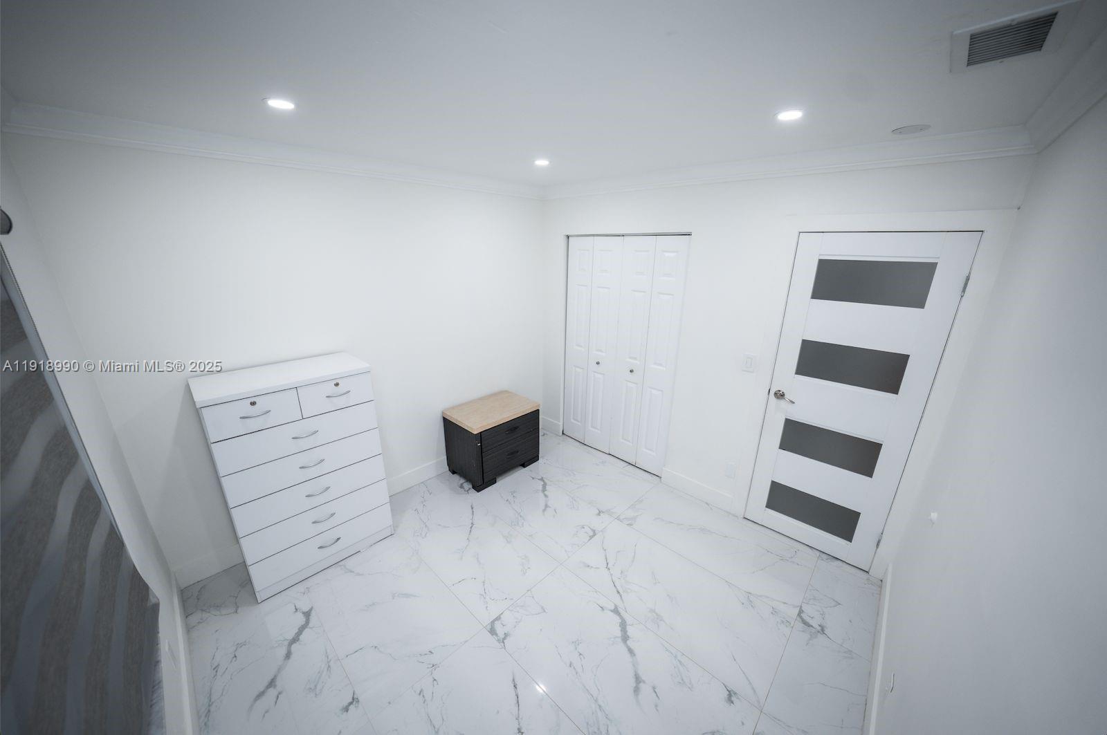 WEITZER SERENA LAKES WEST - Residential Lease