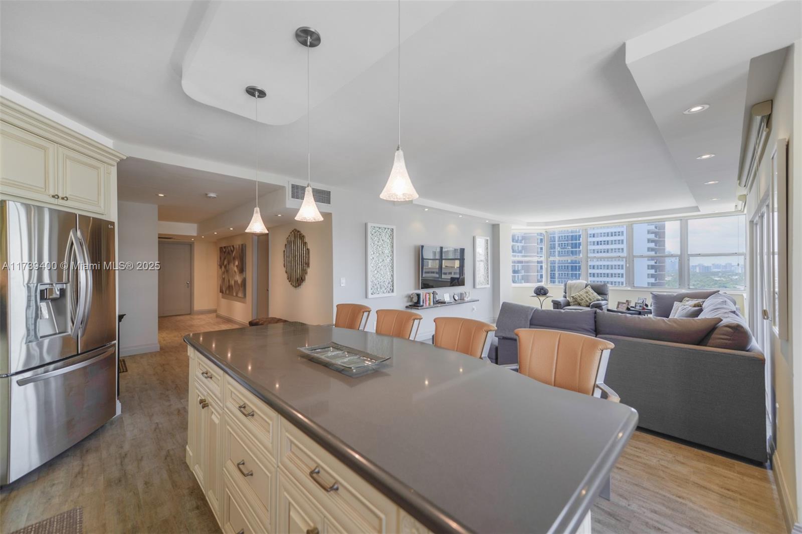 HEMISPHERES CONDO - Residential