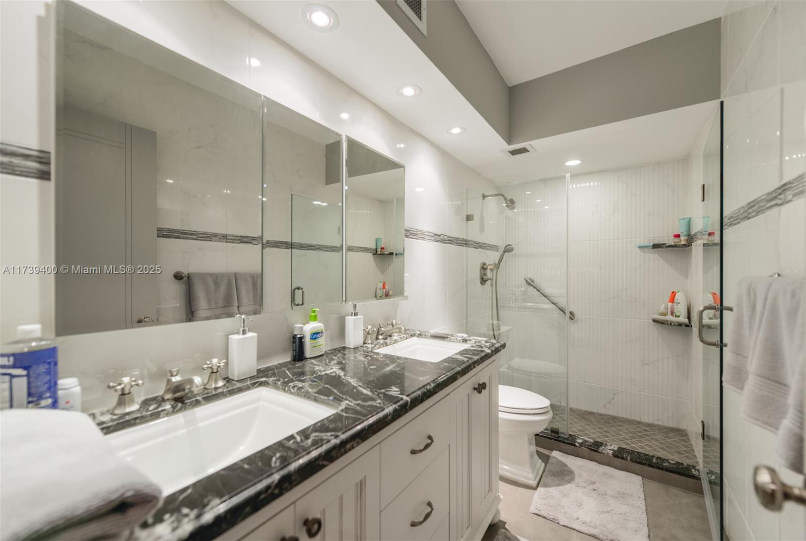 HEMISPHERES CONDO - Residential