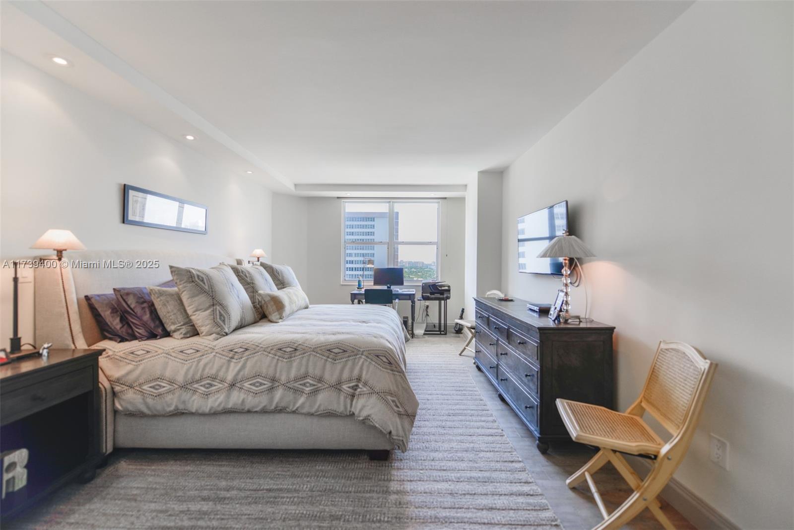 HEMISPHERES CONDO - Residential