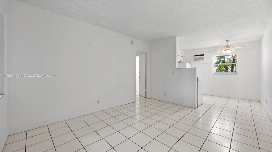 Cute 1/1 next to everything. Off of Andrews Ave, centrally located. Pets welcome for additional fee. There is an additional water fee ($77.00) and laundry room fee ($25.00).