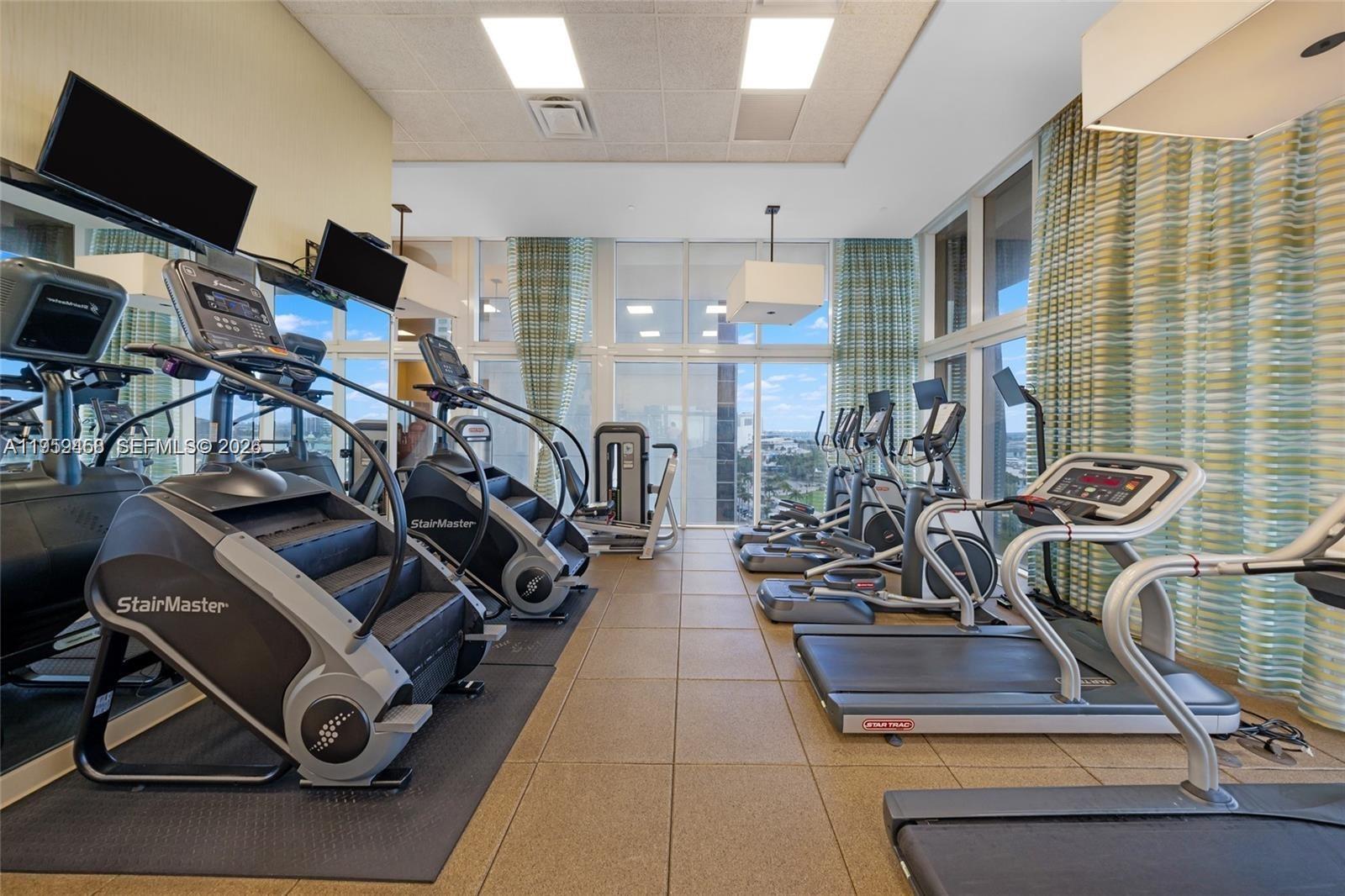 50 Biscayne Blvd 510