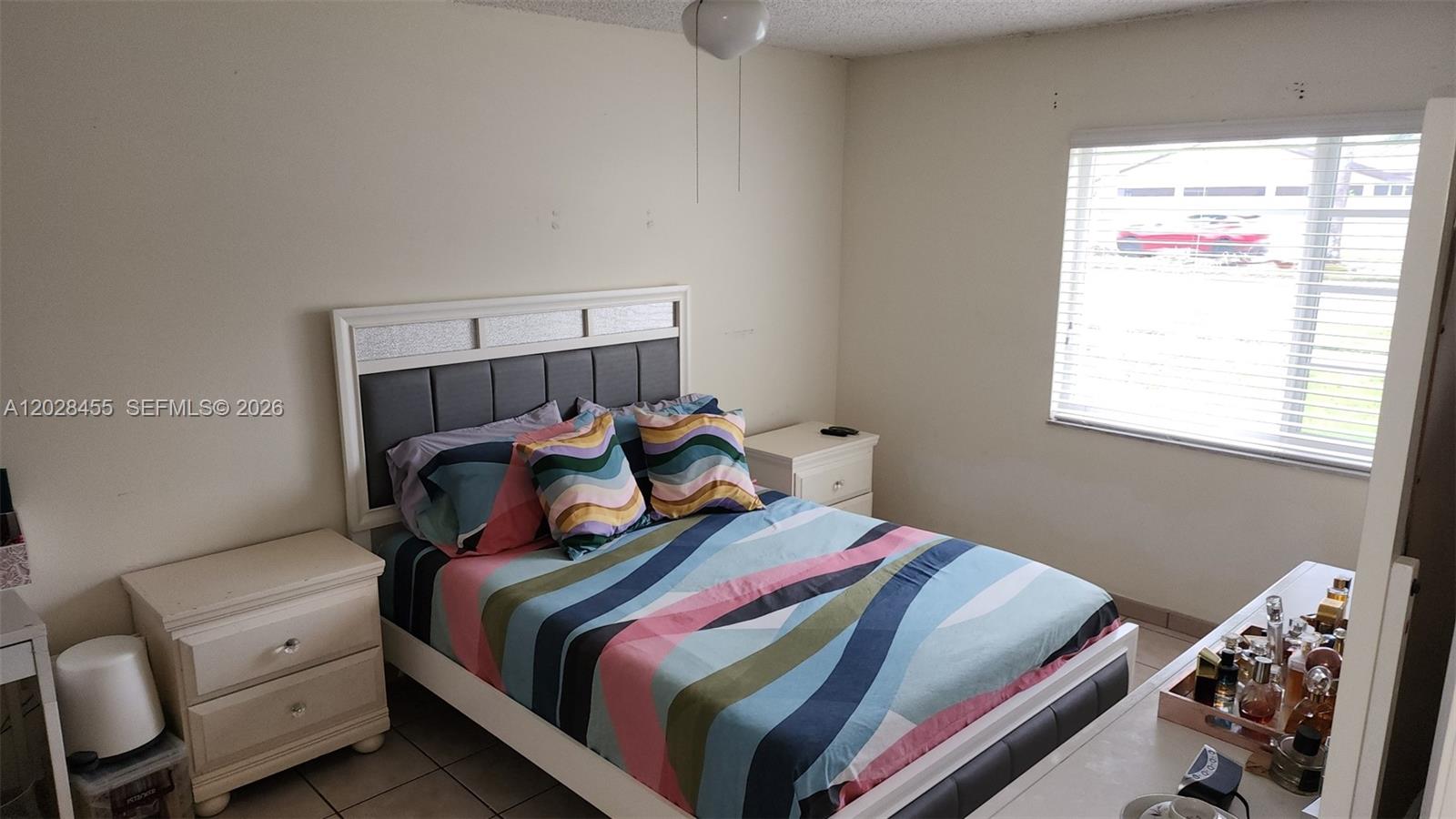 LUXURY CORAL LIVING CONDO - Residential