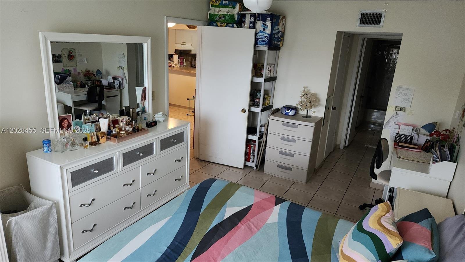 LUXURY CORAL LIVING CONDO - Residential