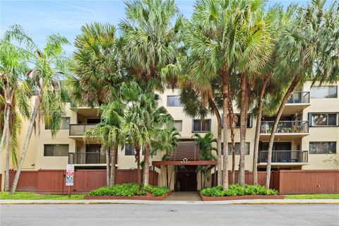 Photo of 6601 SW 116th Ct #403, Miami, FL 33173 (MLS # A12004755)