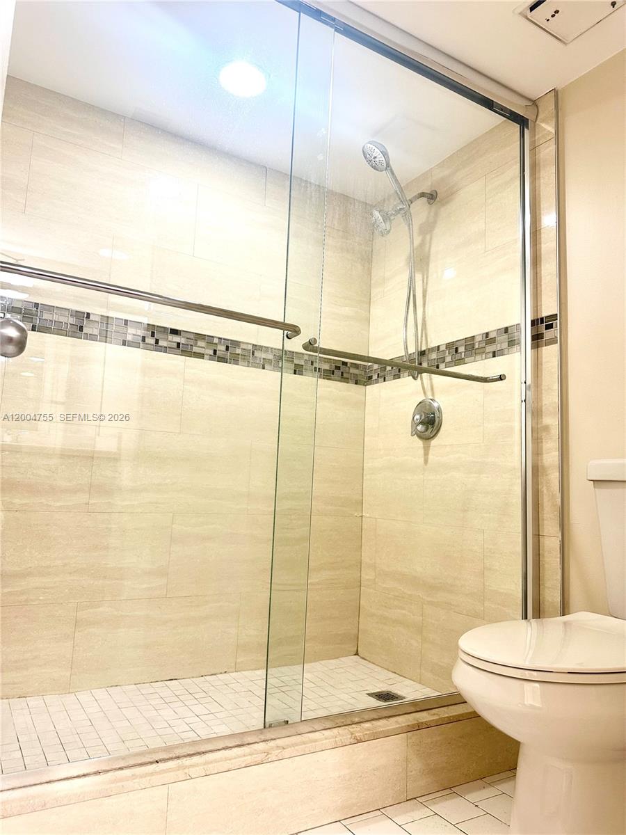 SEC 44 ATRIUMS AT SNAPPER - Residential