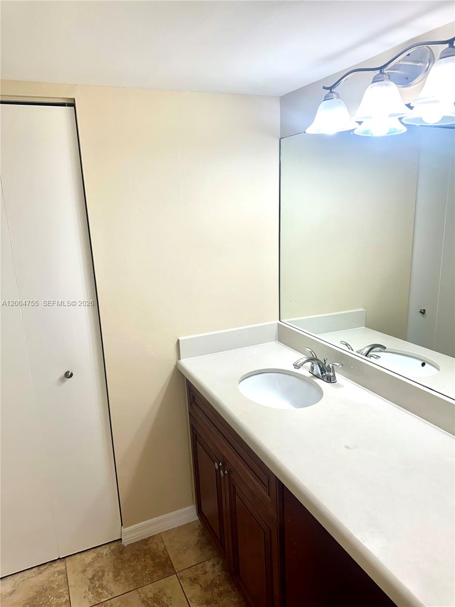 SEC 44 ATRIUMS AT SNAPPER - Residential