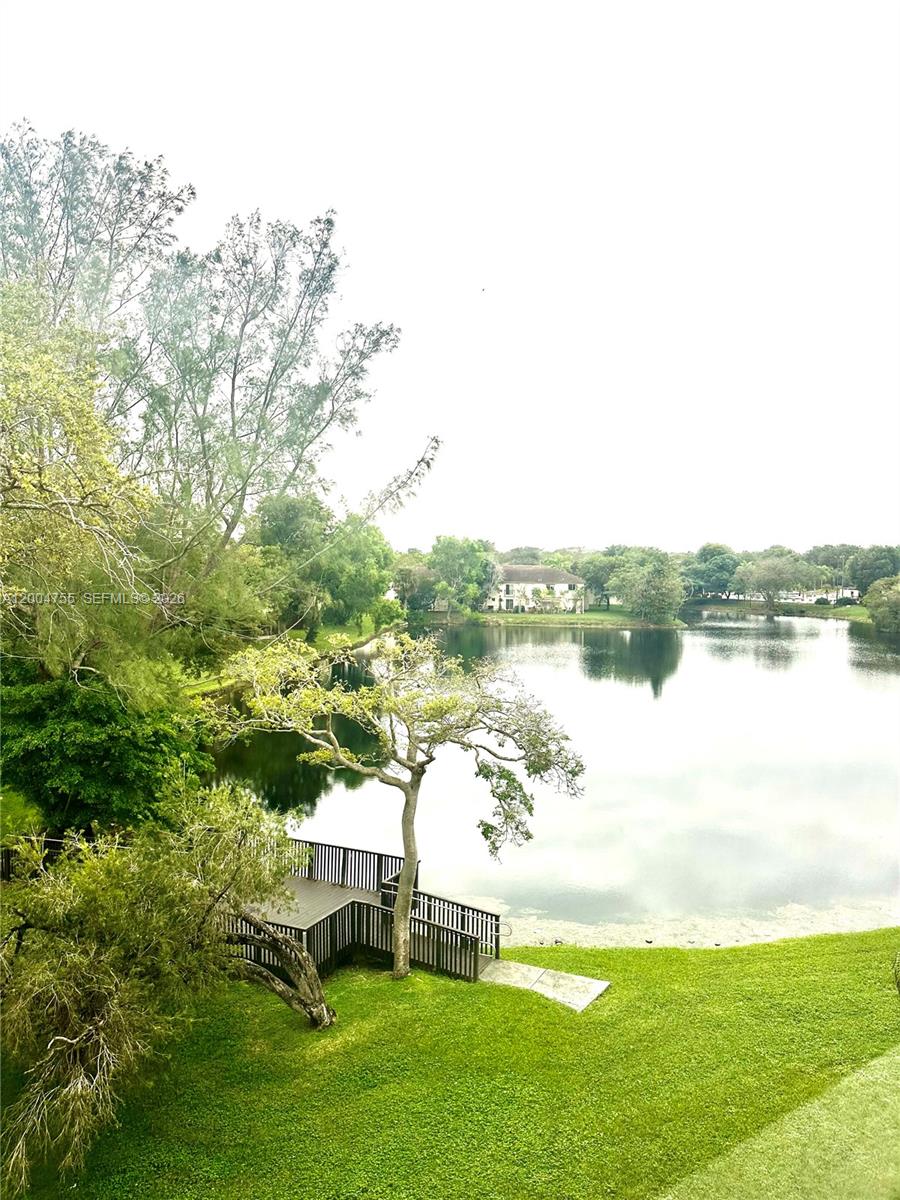 SEC 44 ATRIUMS AT SNAPPER - Residential