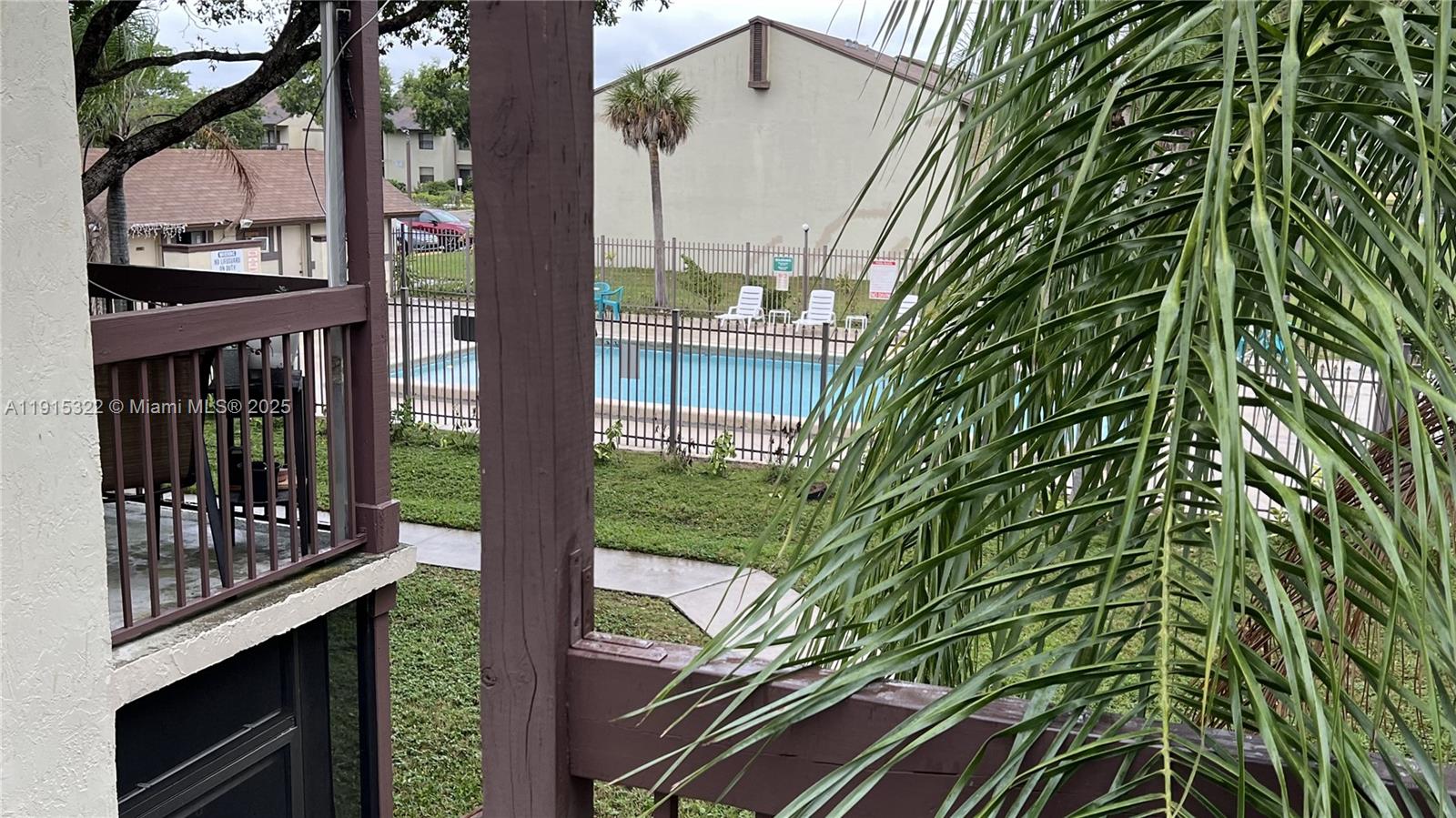 MCARTHUR PARK MISTY LK CO - Residential