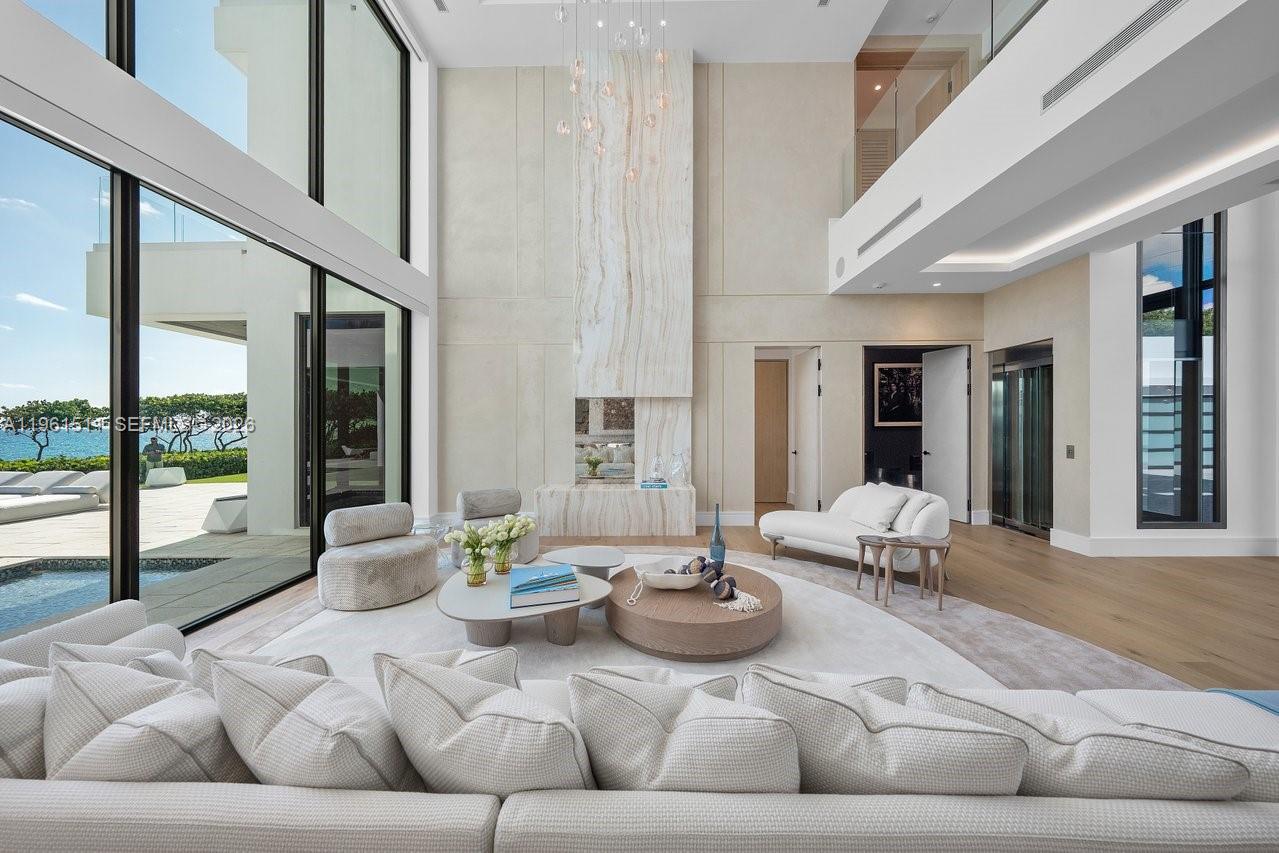 HILLSBORO MILE - Residential