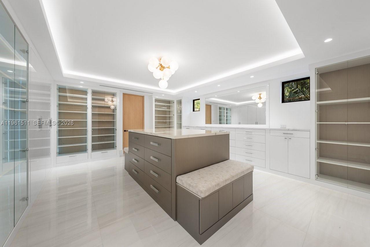 HILLSBORO MILE - Residential