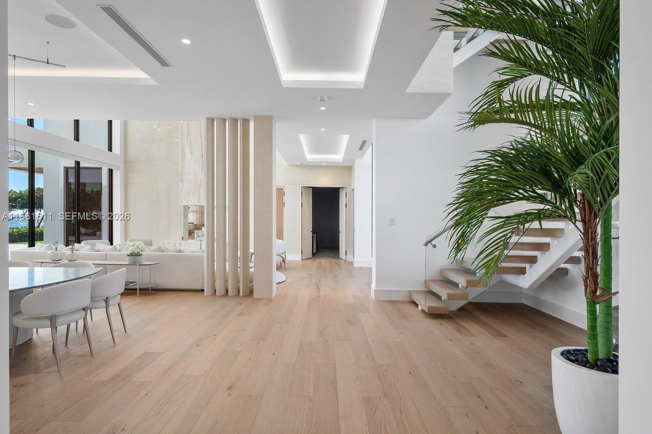 HILLSBORO MILE - Residential