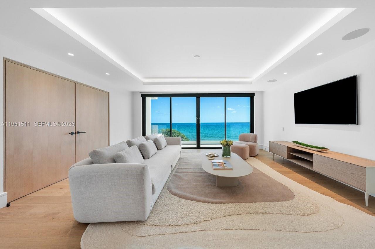 HILLSBORO MILE - Residential