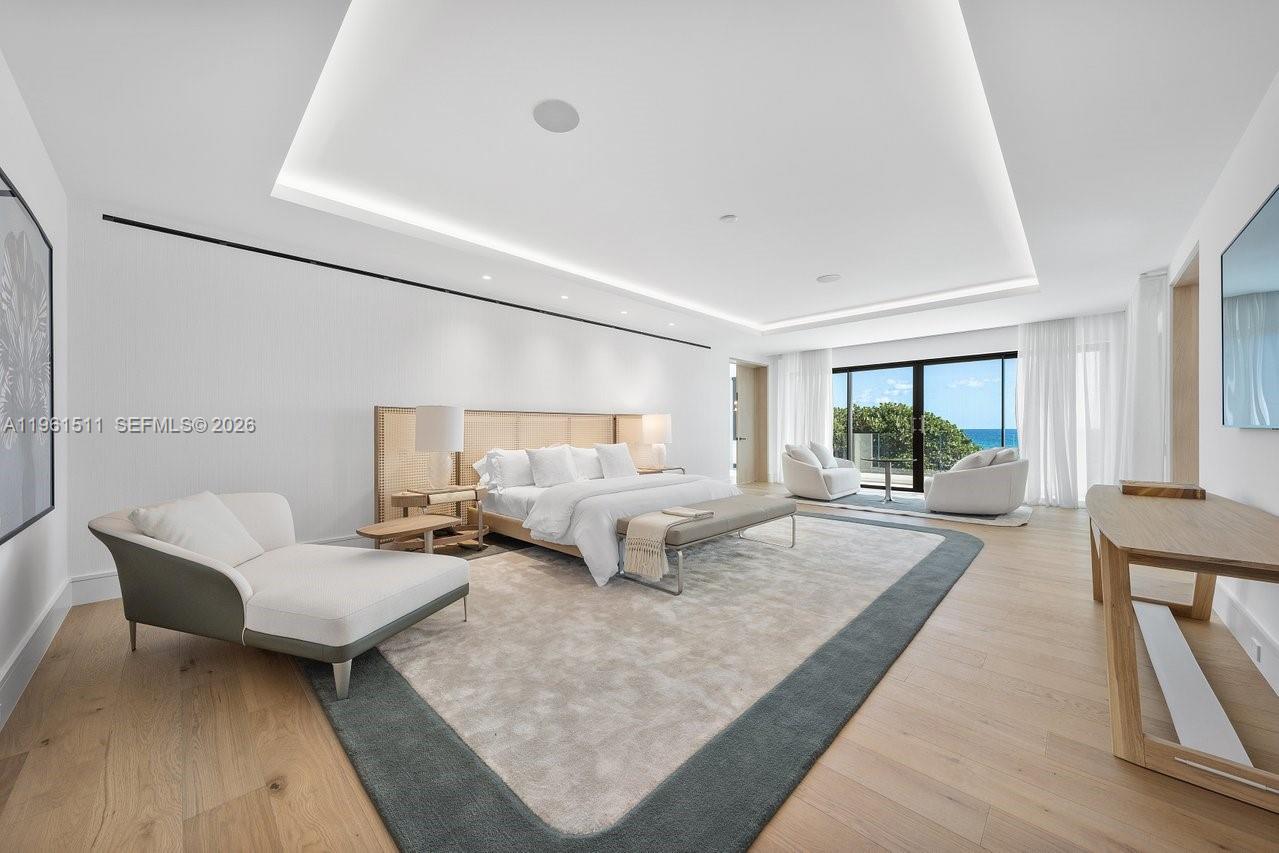 HILLSBORO MILE - Residential