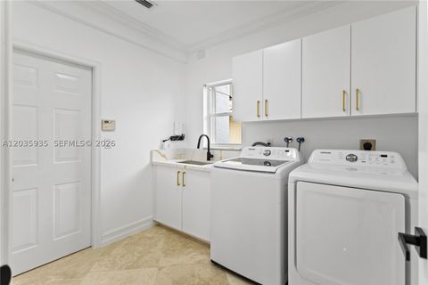Tiny photo for 11021 Redhawk St, Plantation, FL 33324 (MLS # A12035935)