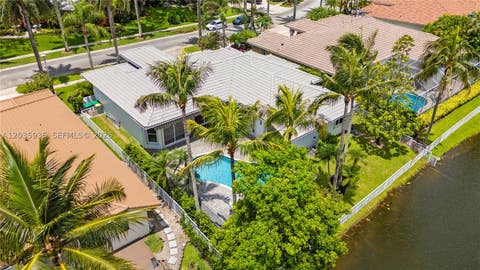 Tiny photo for 11021 Redhawk St, Plantation, FL 33324 (MLS # A12035935)