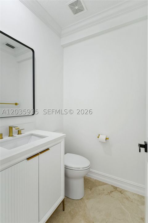 Tiny photo for 11021 Redhawk St, Plantation, FL 33324 (MLS # A12035935)