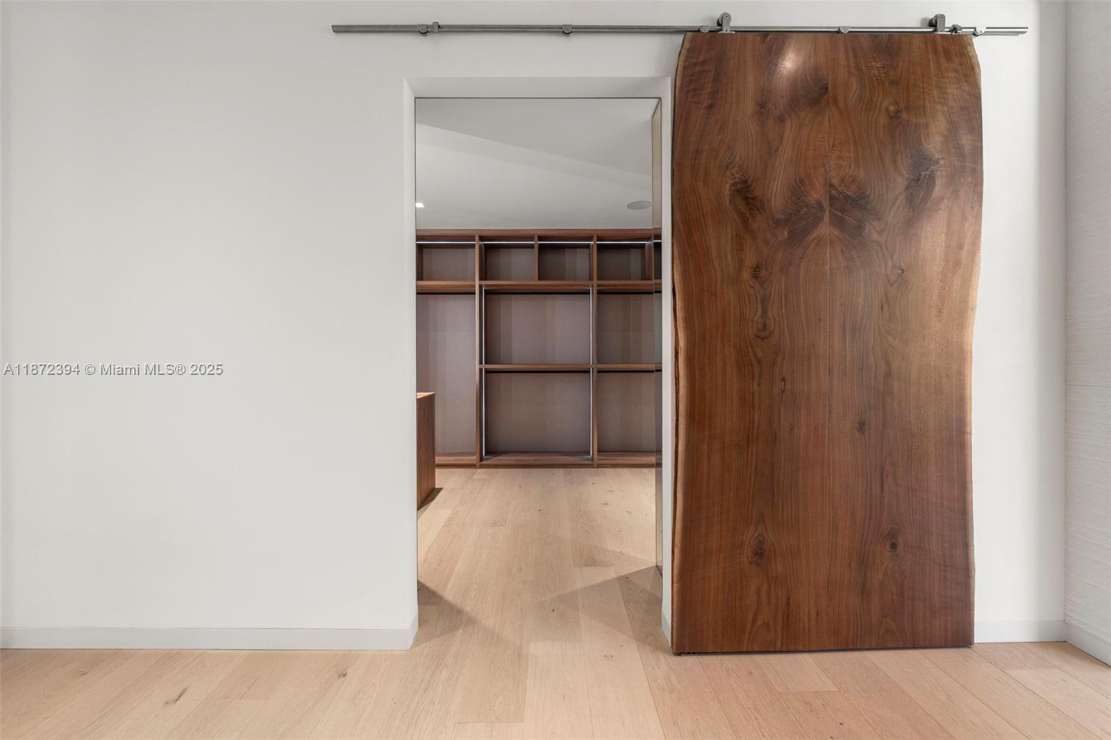 JOURNEYS END ESTATES - Residential