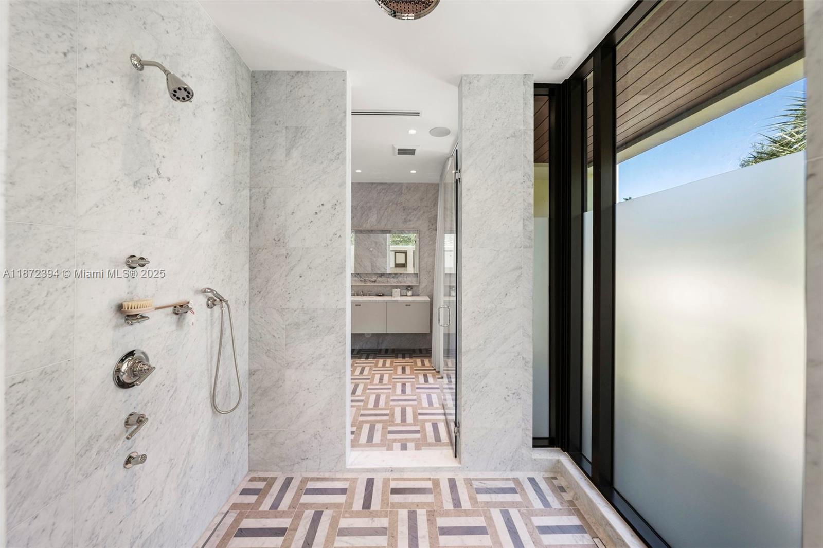 JOURNEYS END ESTATES - Residential