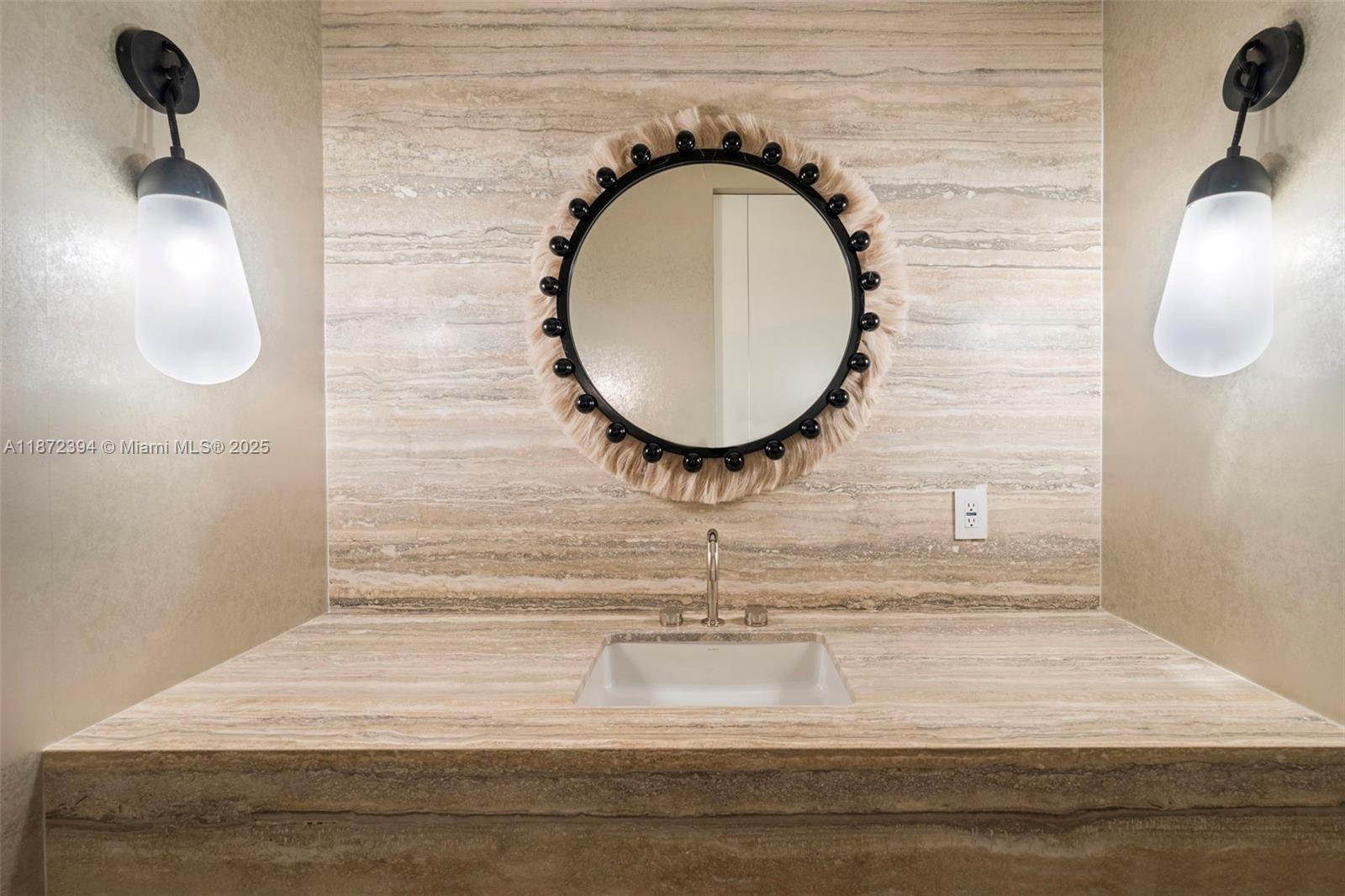 JOURNEYS END ESTATES - Residential