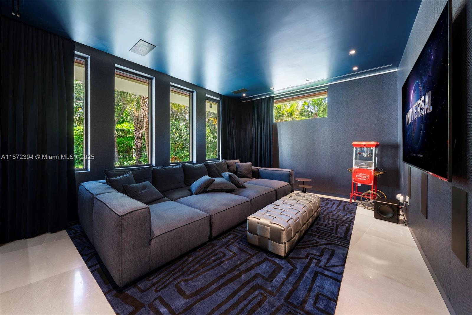 JOURNEYS END ESTATES - Residential