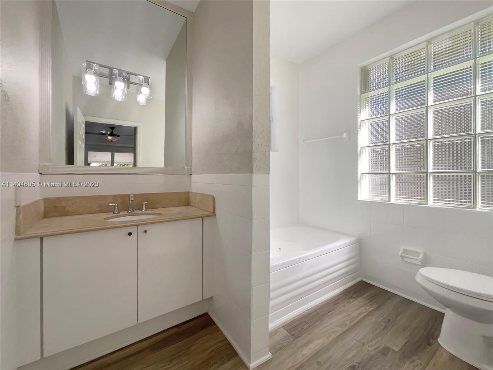 KARINA ESTATES - Residential