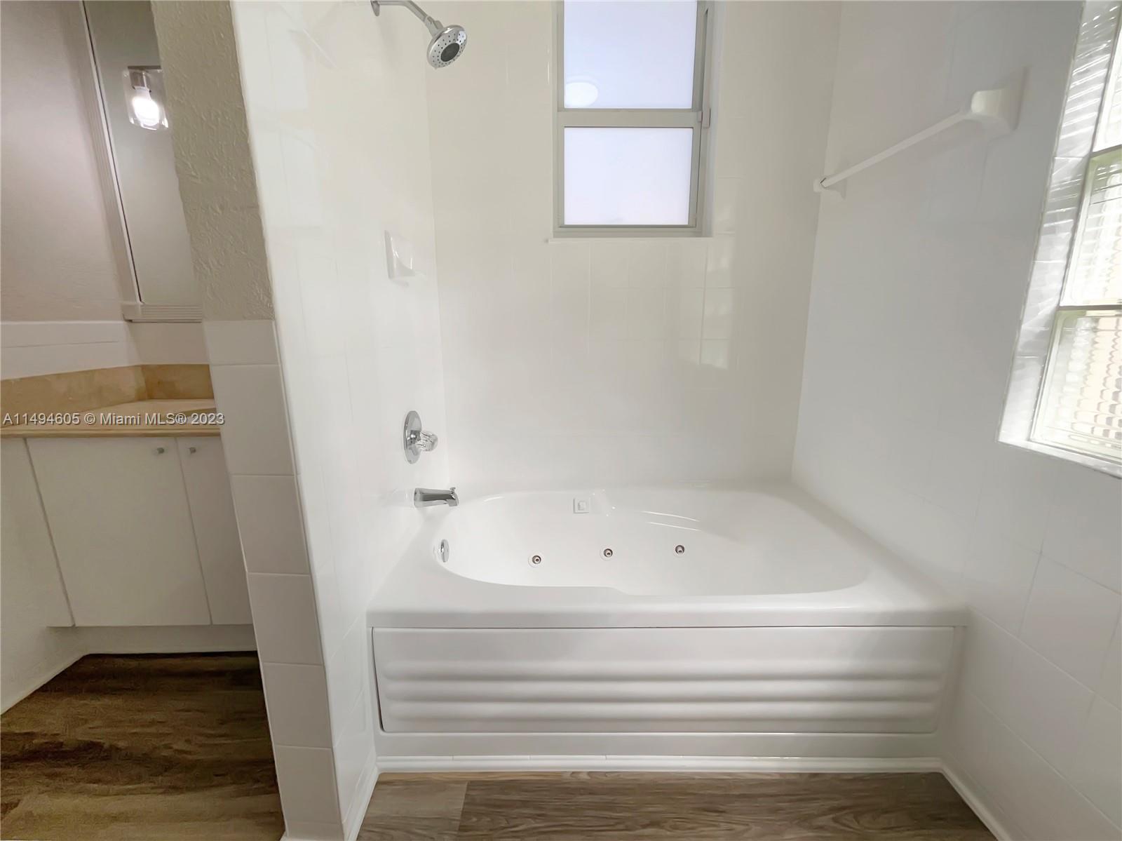 KARINA ESTATES - Residential