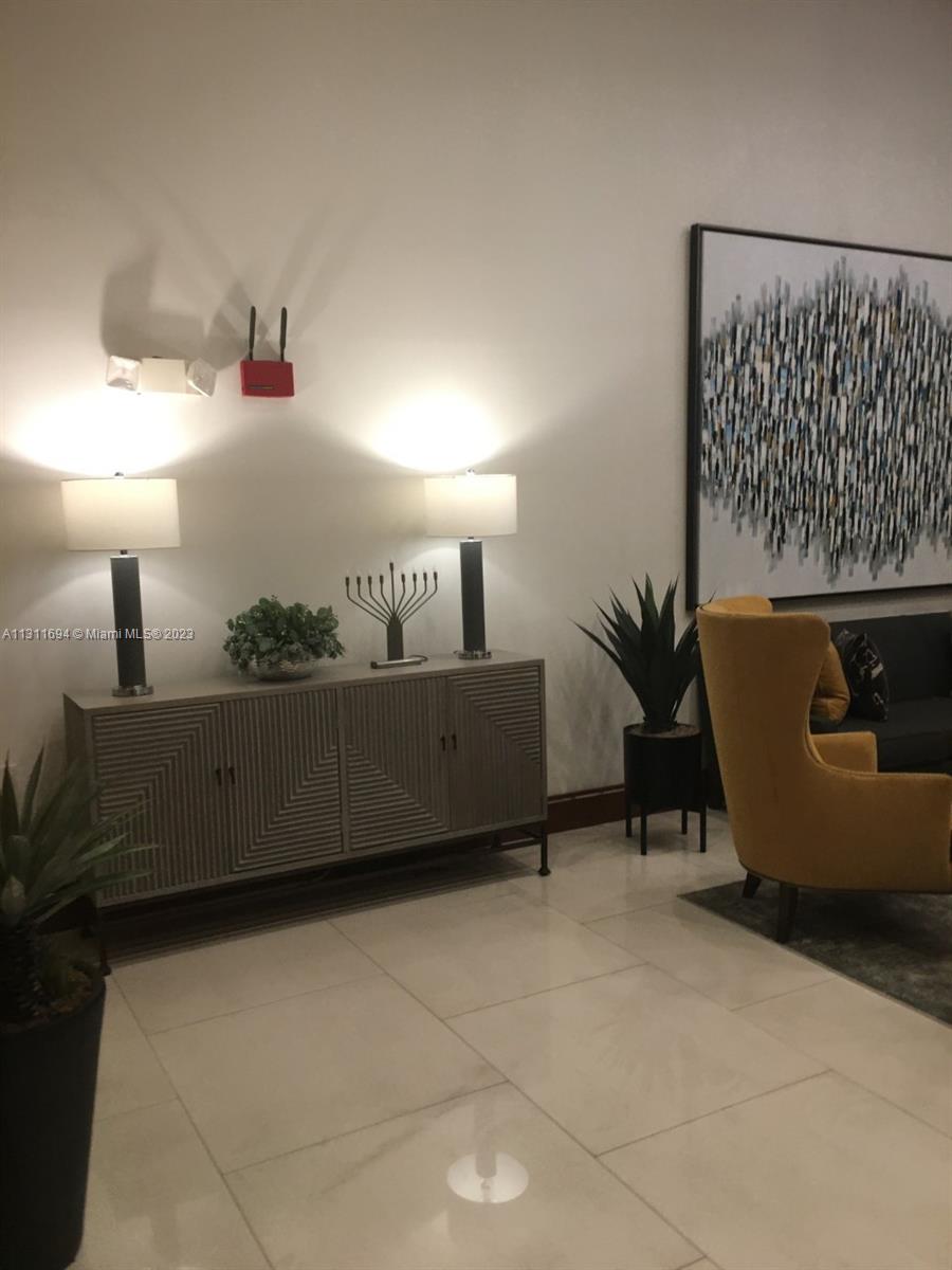 KEYSTONE VILLAS II CONDO - Residential Lease