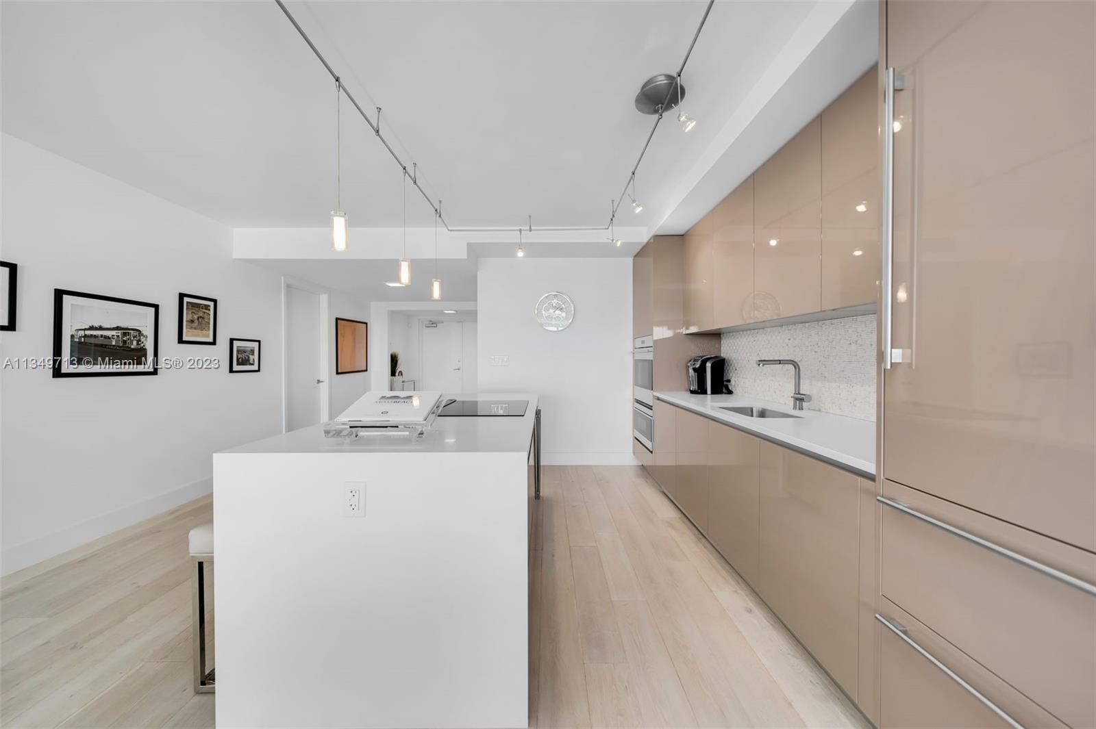 ISLAND VIEW ADDN - Residential