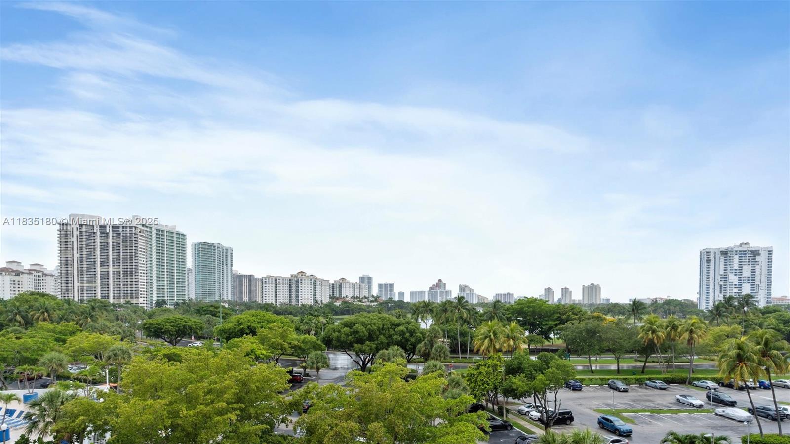 FLAMENCO CONDO TOWER I - Residential