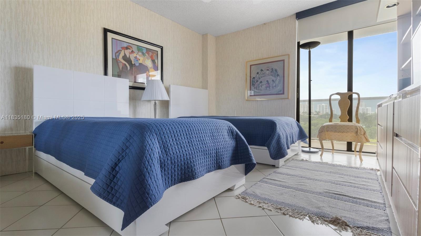 FLAMENCO CONDO TOWER I - Residential