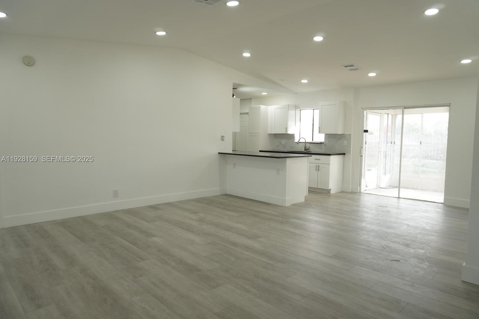 LAUDERDALE NORTH PARK SEC - Residential