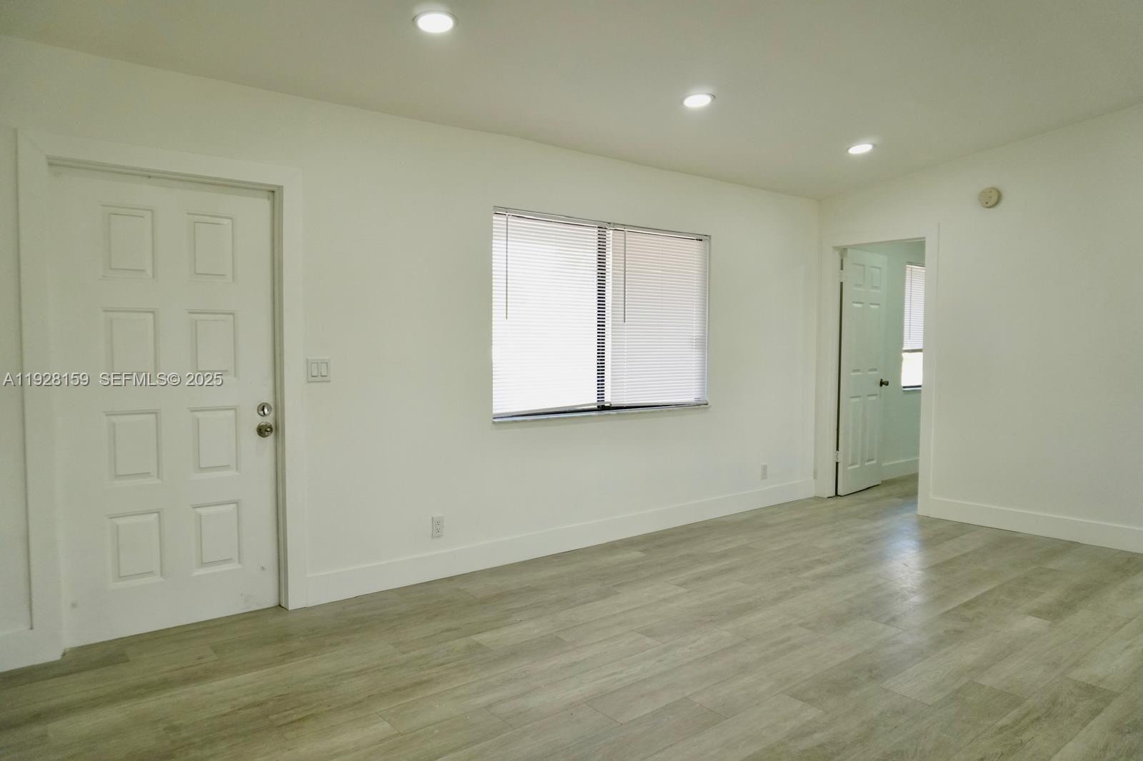 LAUDERDALE NORTH PARK SEC - Residential