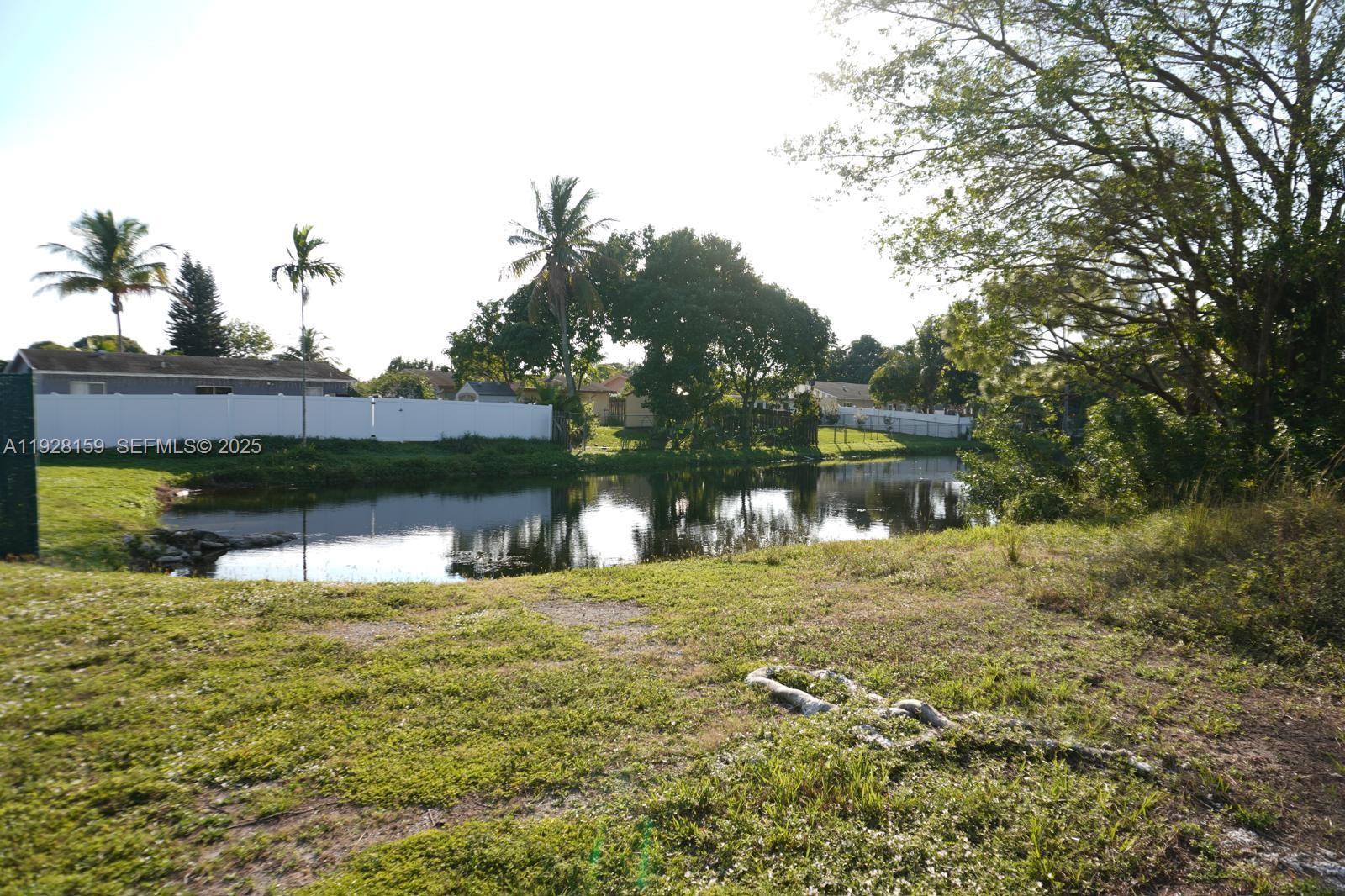 LAUDERDALE NORTH PARK SEC - Residential