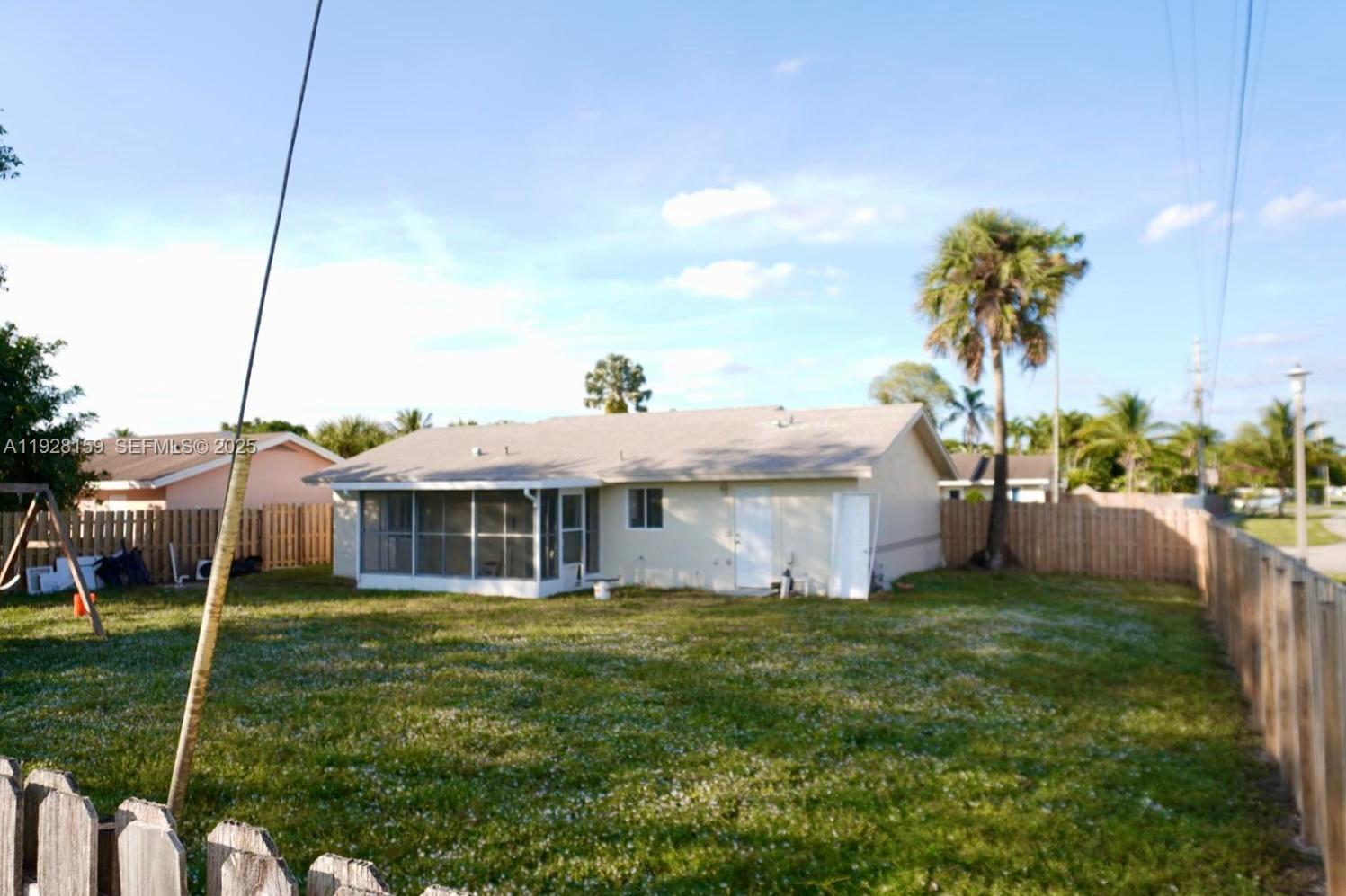 LAUDERDALE NORTH PARK SEC - Residential