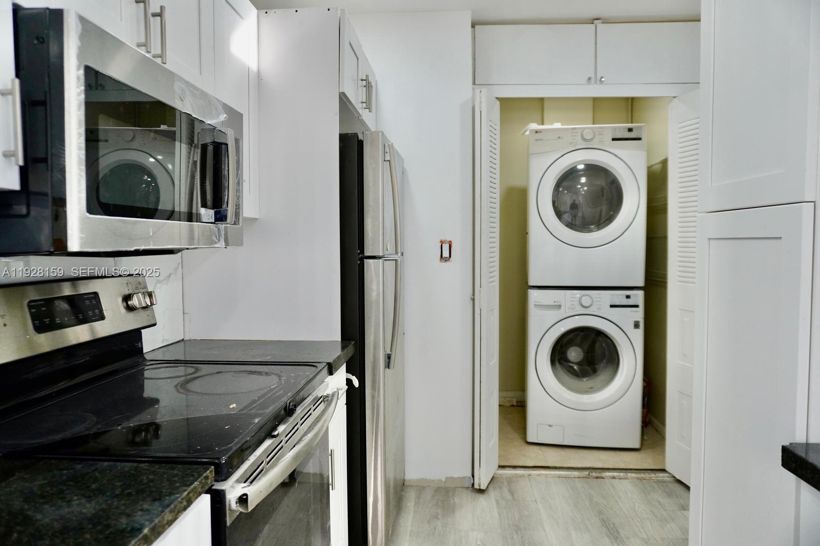 LAUDERDALE NORTH PARK SEC - Residential