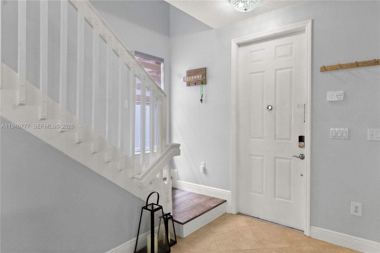 A B AT TAMIAMI TRAIL PHAS - Residential