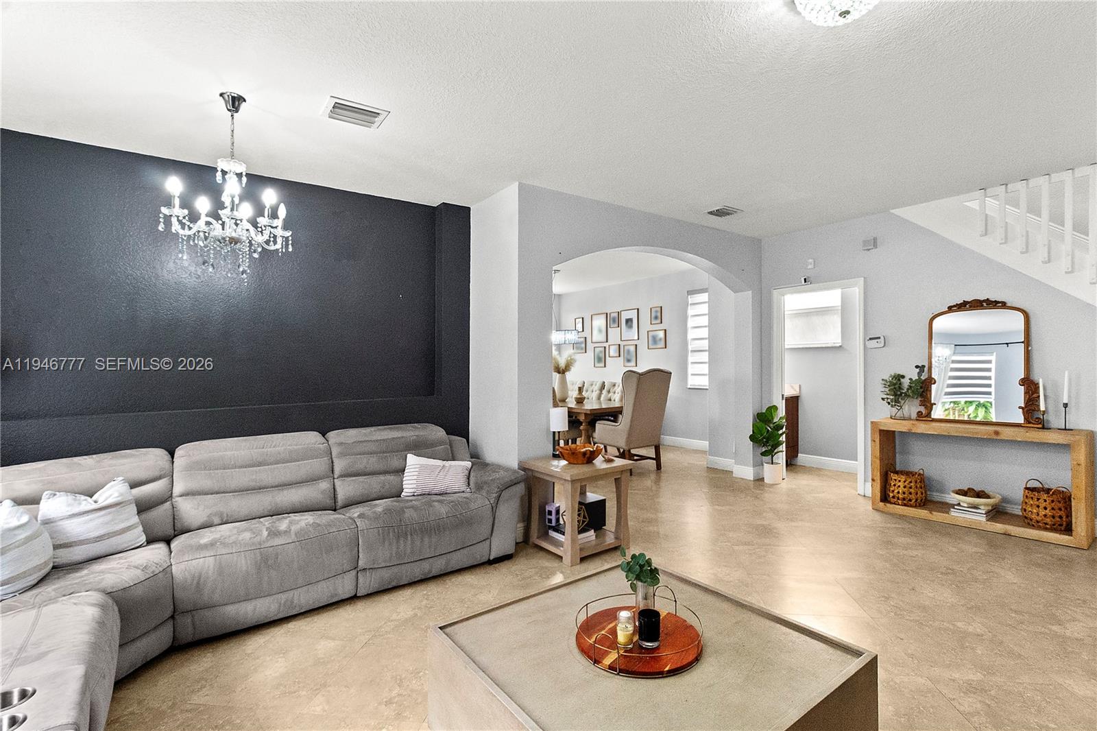 A B AT TAMIAMI TRAIL PHAS - Residential